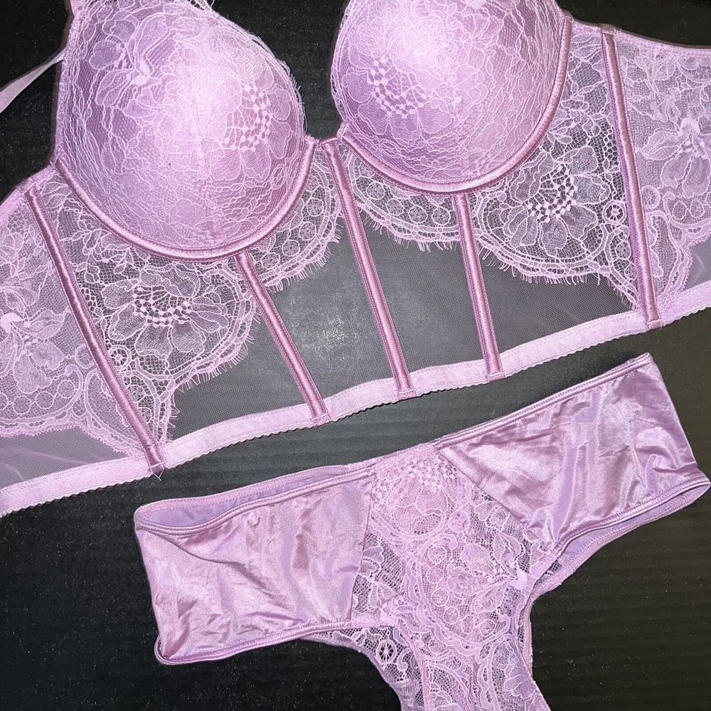 Victoria's Secret 34C LONGLINE BRA SET M crotchless Panty LILAC PURPLE LACE - Picture 2 of 3